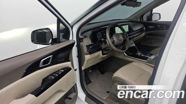 Kia Canival 2023 — photo 13