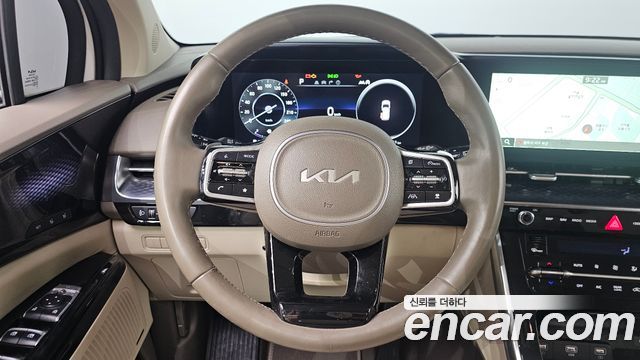 Kia Canival 2023 — photo 18