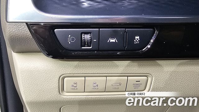 Kia Canival 2023 — photo 29