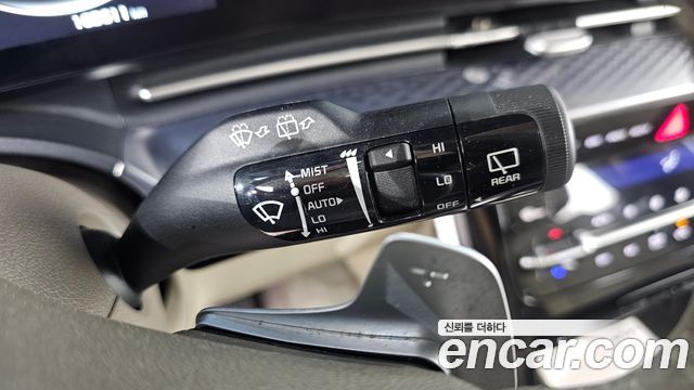 Kia Canival 2023 — photo 30