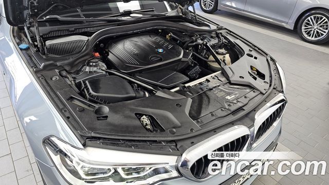 BMW 5-Series 2017 — photo 6