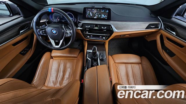 BMW 5-Series 2017 — photo 7