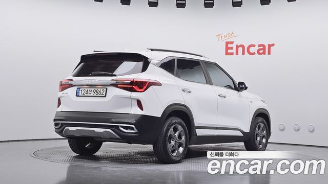 Kia Seltos 2022 — photo 2