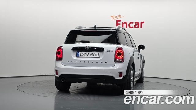 Mini Countryman 2019 — photo 4