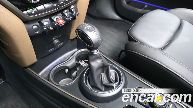 Mini Countryman 2019 — photo 9