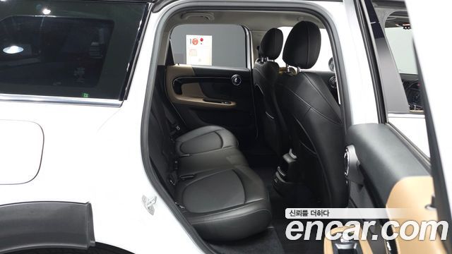 Mini Countryman 2019 — photo 12