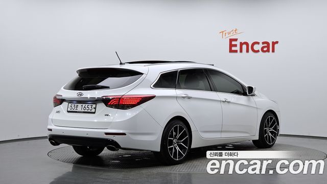 Hyundai i40 2014 — photo 2