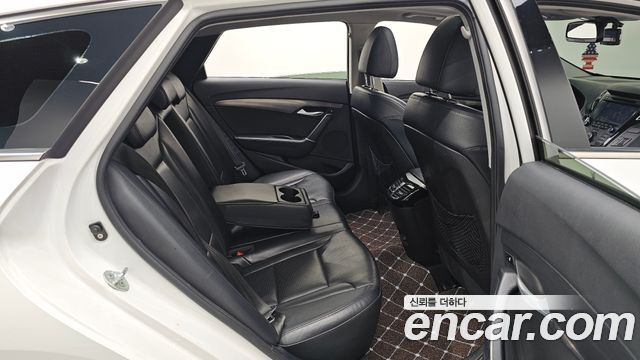 Hyundai i40 2014 — photo 18