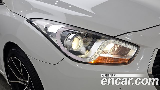 Hyundai i40 2014 — photo 8