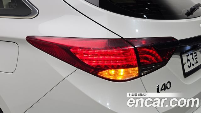 Hyundai i40 2014 — photo 9