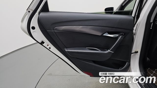 Hyundai i40 2014 — photo 15