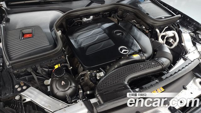 Mercedes-Benz GLC-Class 2022 — photo 6