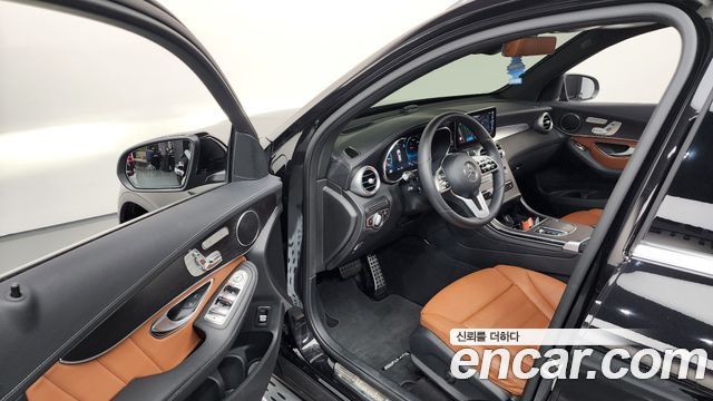 Mercedes-Benz GLC-Class 2022 — photo 13