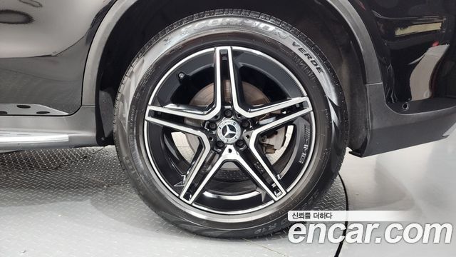 Mercedes-Benz GLC-Class 2022 — photo 7