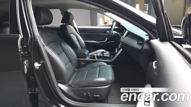 Kia K7 2021 — photo 11