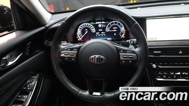 Kia K7 2021 — photo 13