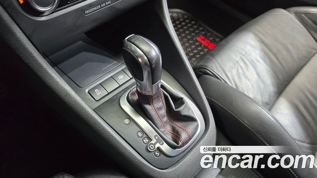 Volkswagen Golf 2011 — photo 9