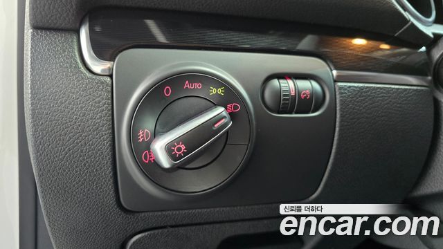 Volkswagen Golf 2011 — photo 20