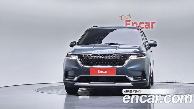 Kia Canival 2021 — photo 3