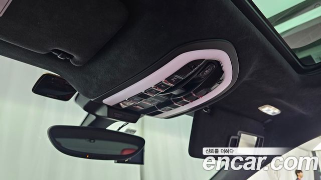 Porsche Macan 2015 — photo 17