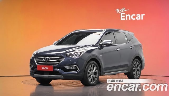 Hyundai Santafe 2018 — photo 1
