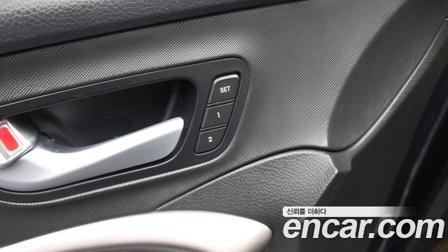 Hyundai Santafe 2018 — photo 27