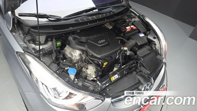 Hyundai AVANTE 2015 — photo 6
