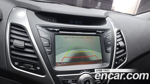 Hyundai AVANTE 2015 — photo 16