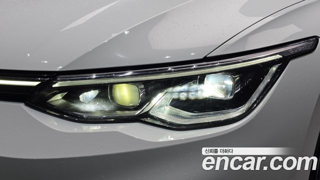 Volkswagen Golf 2022 — photo 8