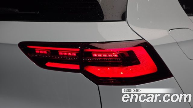 Volkswagen Golf 2022 — photo 9