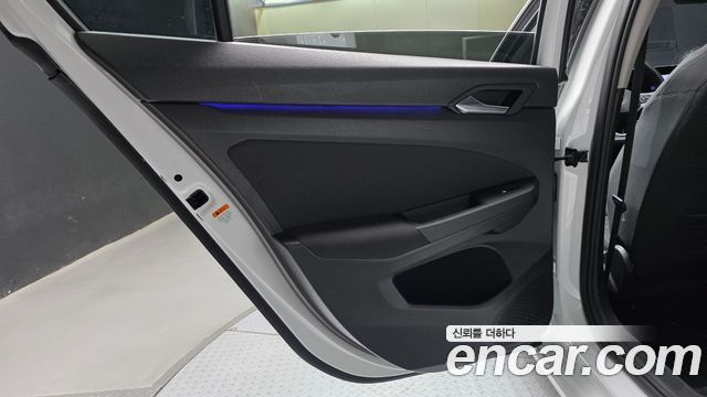 Volkswagen Golf 2022 — photo 15