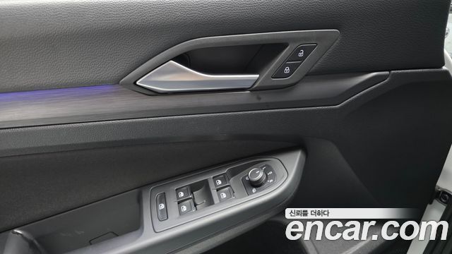 Volkswagen Golf 2022 — photo 27