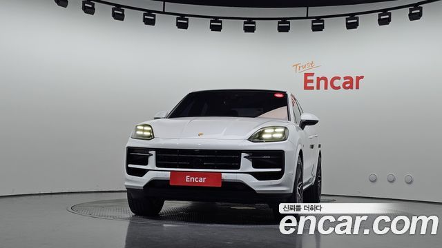 Porsche Cayenne 2024 — photo 3