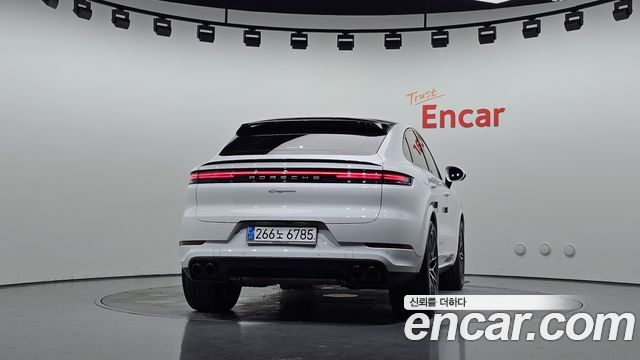 Porsche Cayenne 2024 — photo 4