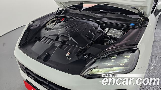 Porsche Cayenne 2024 — photo 6