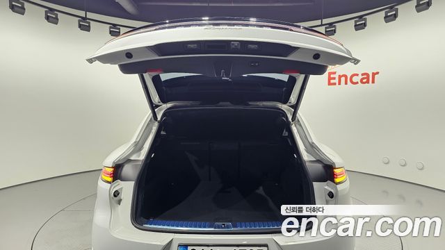 Porsche Cayenne 2024 — photo 23