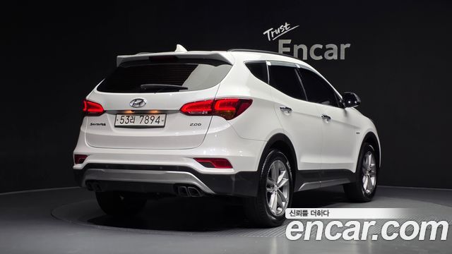 Hyundai Santafe 2018 — photo 2