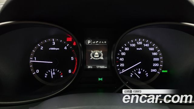 Hyundai Santafe 2018 — photo 11