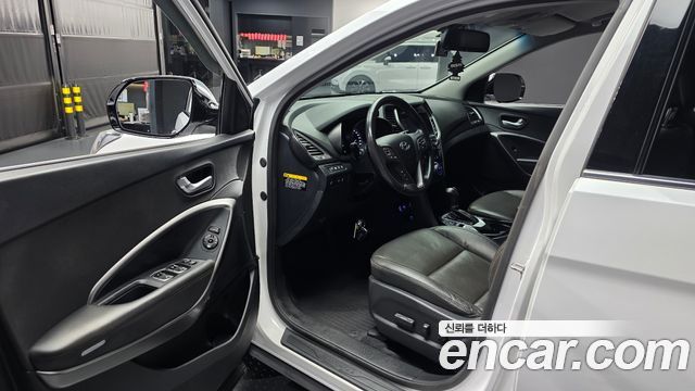 Hyundai Santafe 2018 — photo 13
