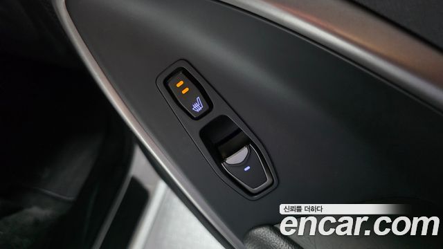 Hyundai Santafe 2018 — photo 24