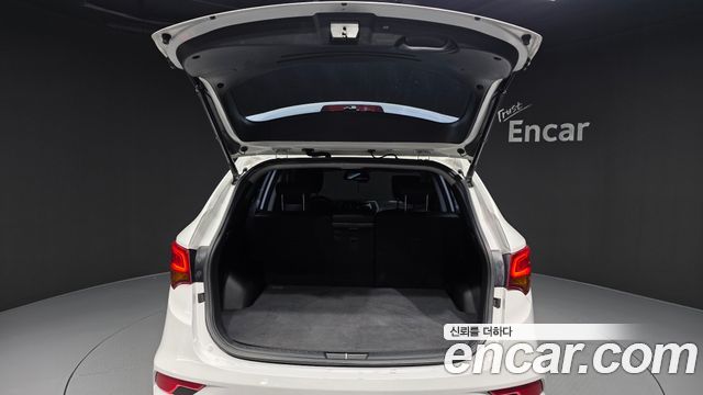 Hyundai Santafe 2018 — photo 26