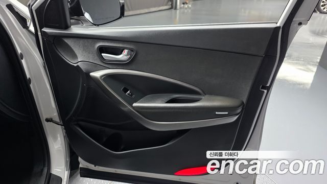 Hyundai Santafe 2018 — photo 15