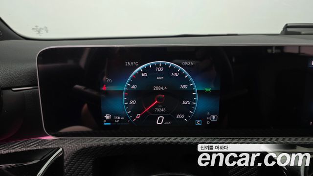 Mercedes-Benz A-Class 2020 — photo 11