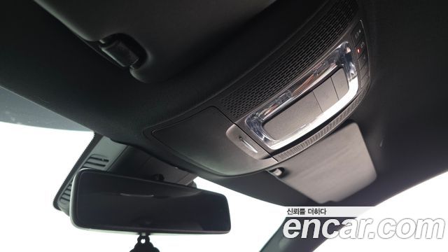 Mercedes-Benz A-Class 2020 — photo 30