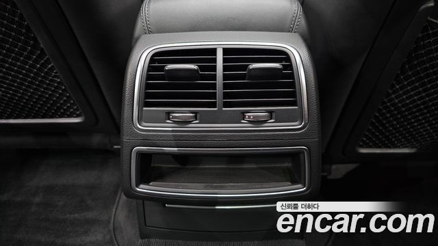 Audi A6 2016 — photo 32