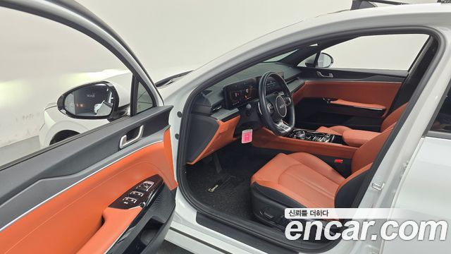 Kia K5 2026 — photo 13