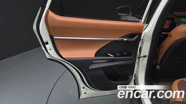 KG Mobility Torres 2023 — photo 15