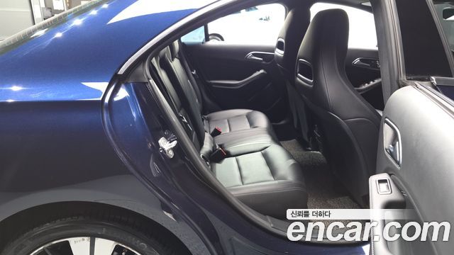 Mercedes-Benz CLA-Class 2017 — photo 12