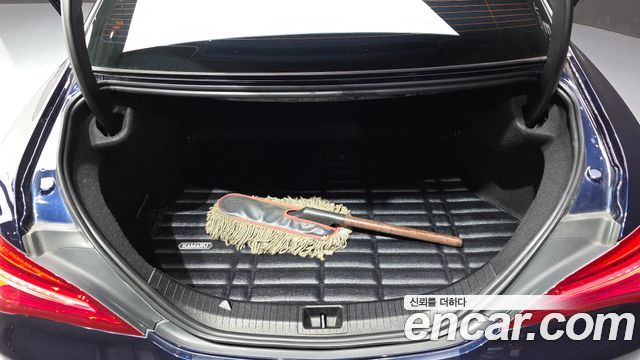 Mercedes-Benz CLA-Class 2017 — photo 20