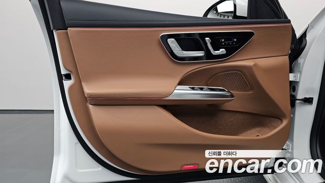 Mercedes-Benz E-Class 2026 — photo 14